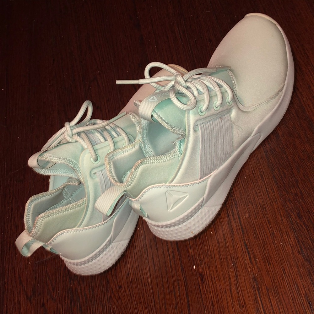 Mint Green Reebok’s - Picture 2 of 2